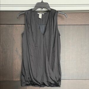 H&M Mama Maternity Sleeveless Black Wrap Blouse with Button size XS